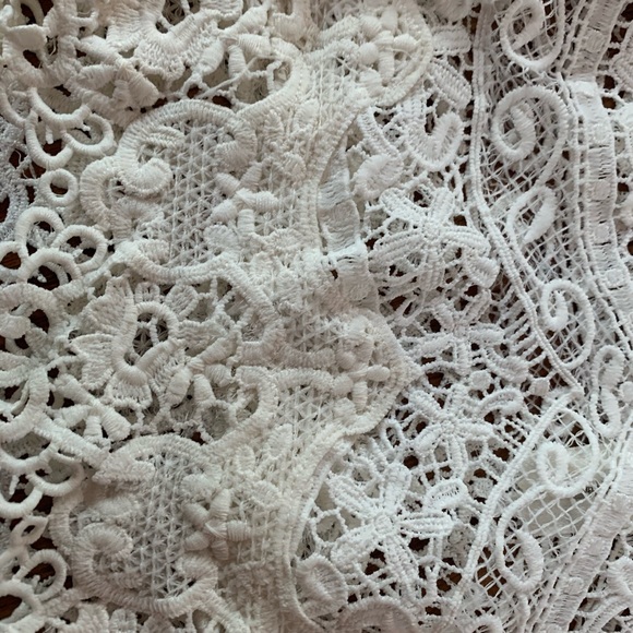 Gorgeous blouse - Picture 5 of 10